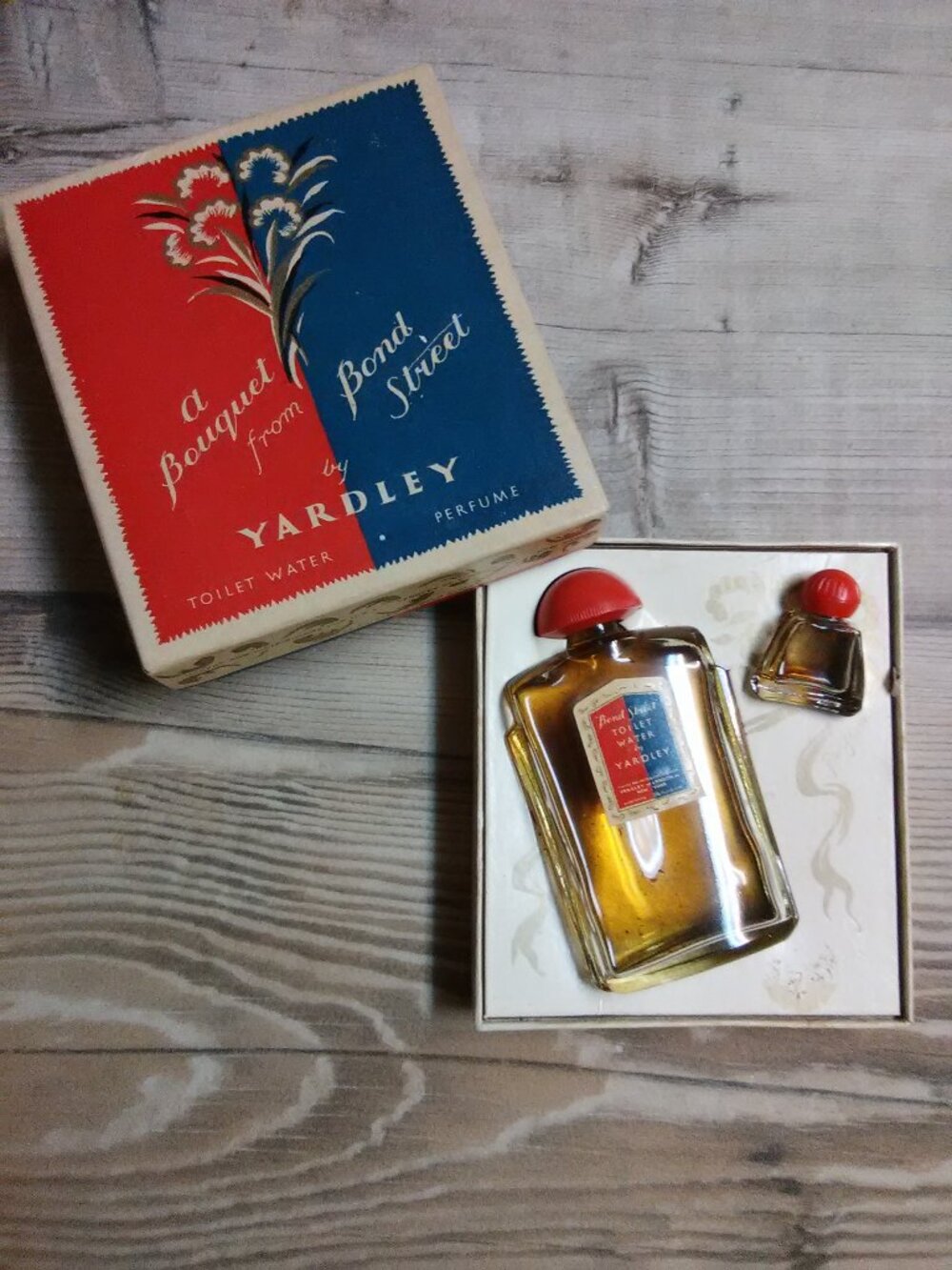 Vintage Bond Street Yardley toilet water and perfume bottle in box